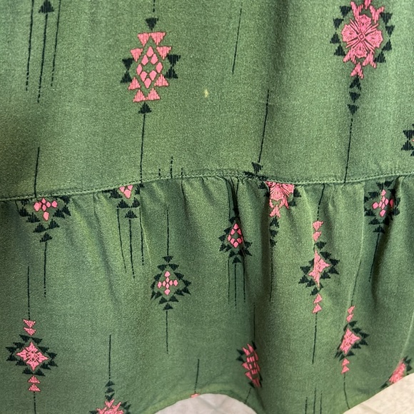 TORRID Challis Tiered Tunic Tank in Ikat Buttons Scoop Neck Tribal Bohemian 3 - Picture 11 of 16